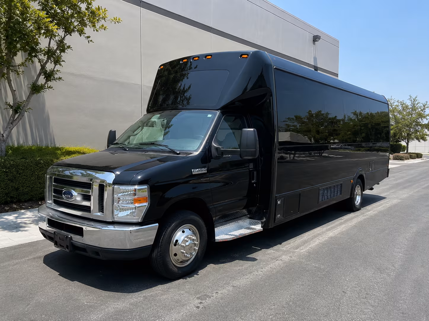 laguna beach party bus rental